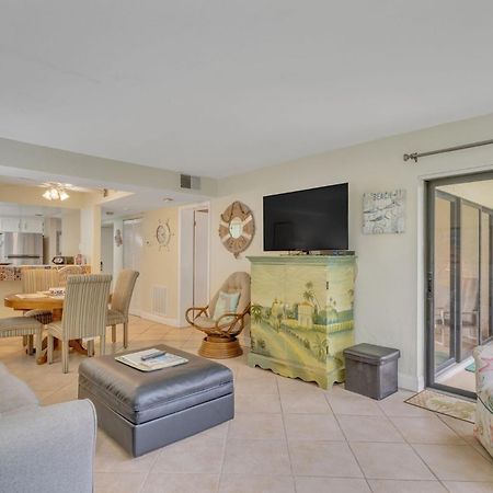Cute 1Br Condo Directly On Beach Condo New Smyrna Beach Bagian luar foto