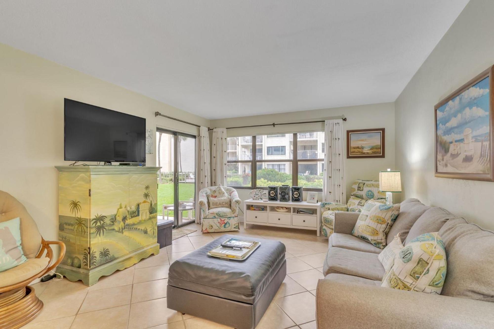 Cute 1Br Condo Directly On Beach Condo New Smyrna Beach Bagian luar foto
