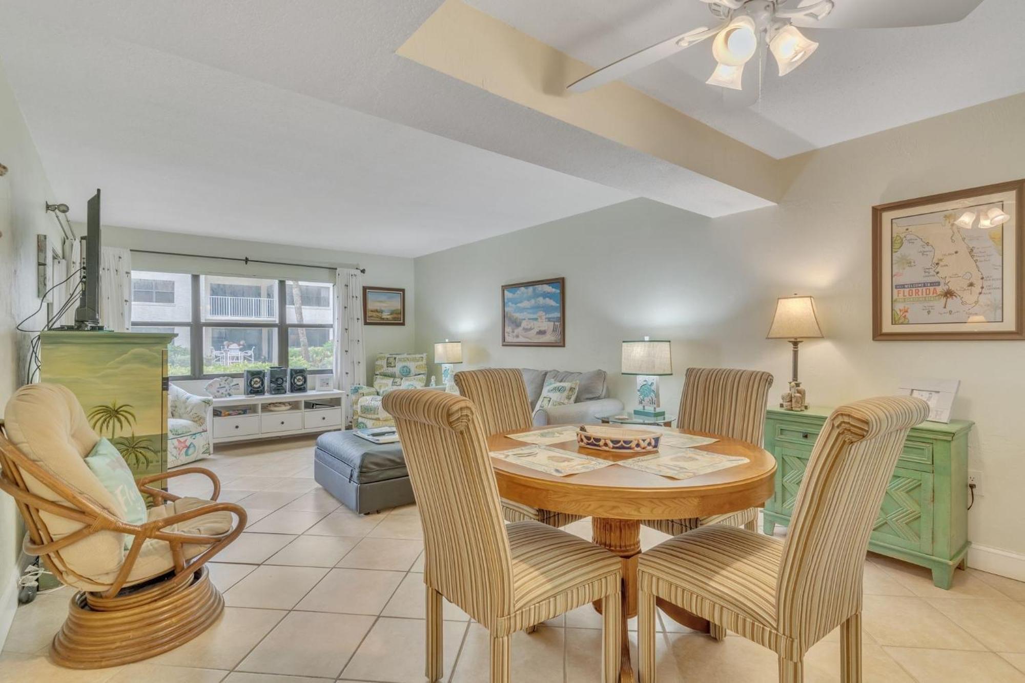 Cute 1Br Condo Directly On Beach Condo New Smyrna Beach Bagian luar foto