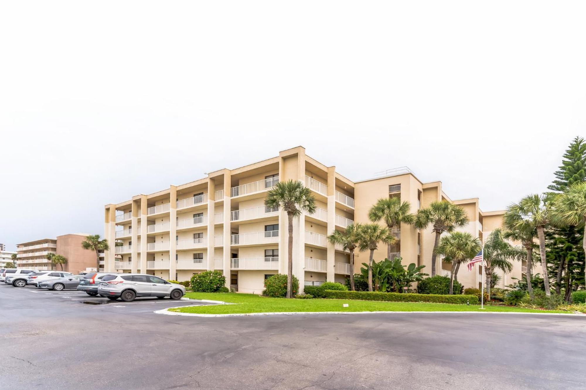 Cute 1Br Condo Directly On Beach Condo New Smyrna Beach Bagian luar foto