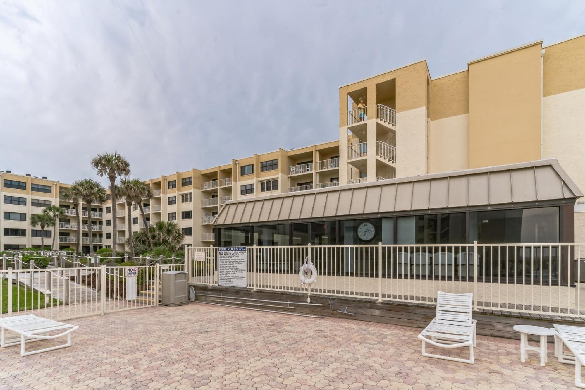 Cute 1Br Condo Directly On Beach Condo New Smyrna Beach Bagian luar foto
